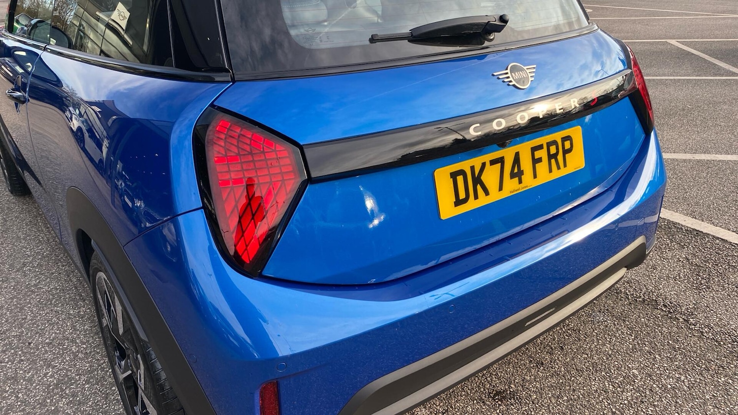 Used MINI Cooper 2024 for sale - 76965583: Photo 41