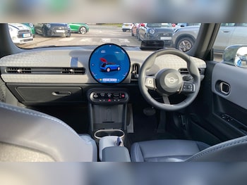 Used MINI Cooper 2024 for sale - 76965583: Photo