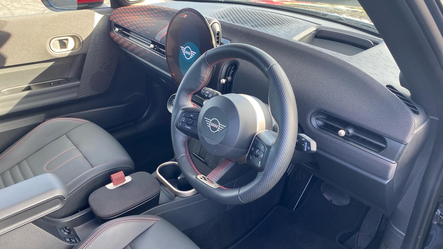 Used MINI Hatch 2024 for sale - 77625178: Photo 6