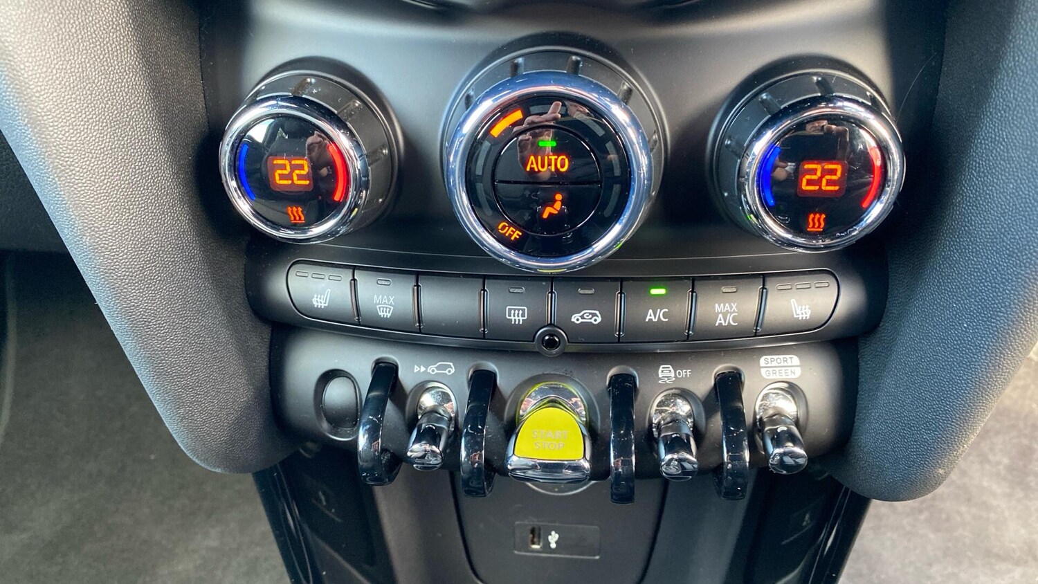 Used MINI Hatch 2023 for sale - 76760103: Photo 28