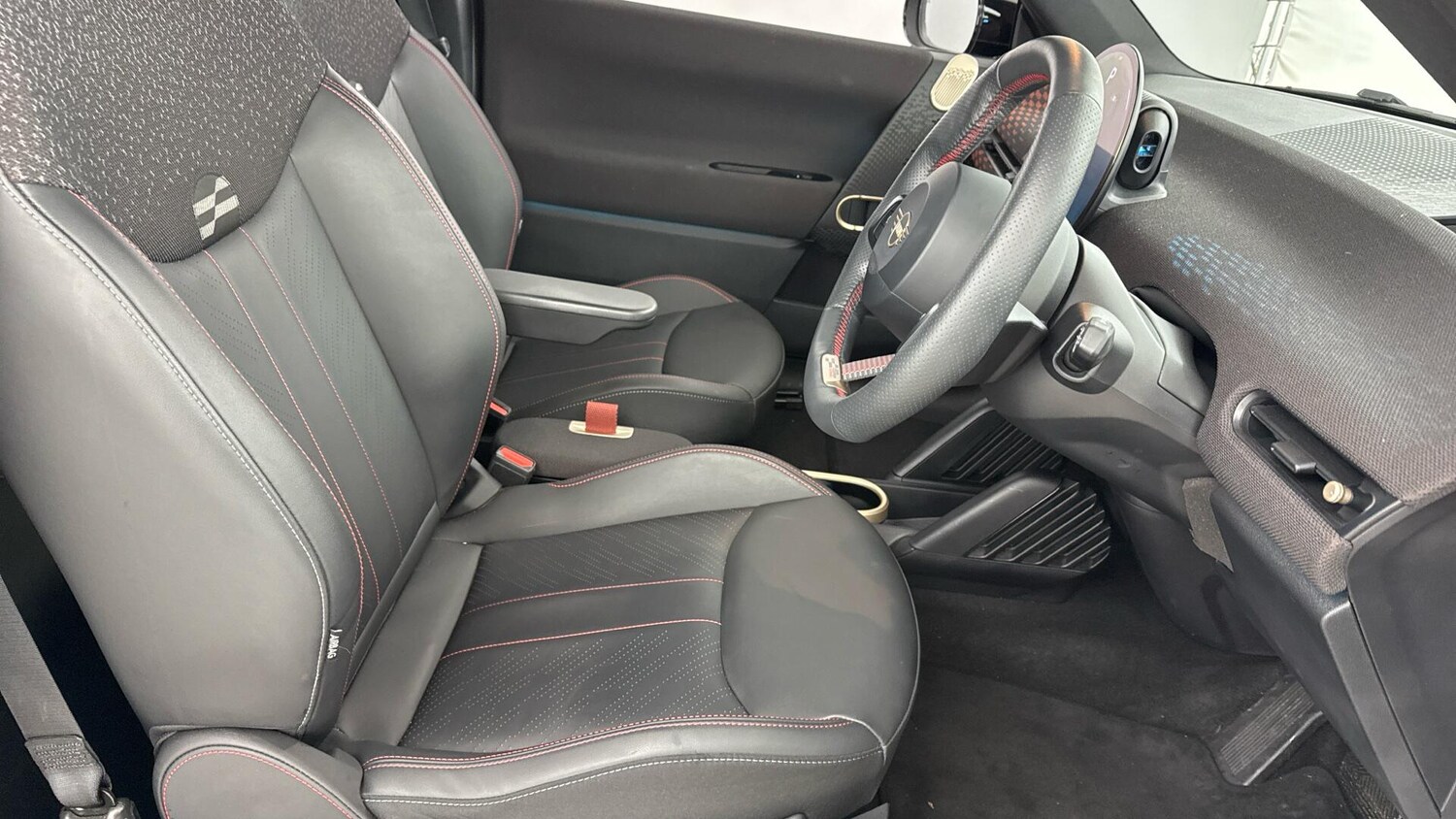 Used MINI Cooper 2024 for sale - 77455079: Photo 11