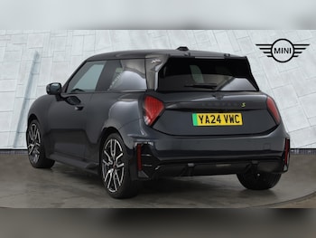 Used MINI Hatch 2024 for sale - 77455079: Photo
