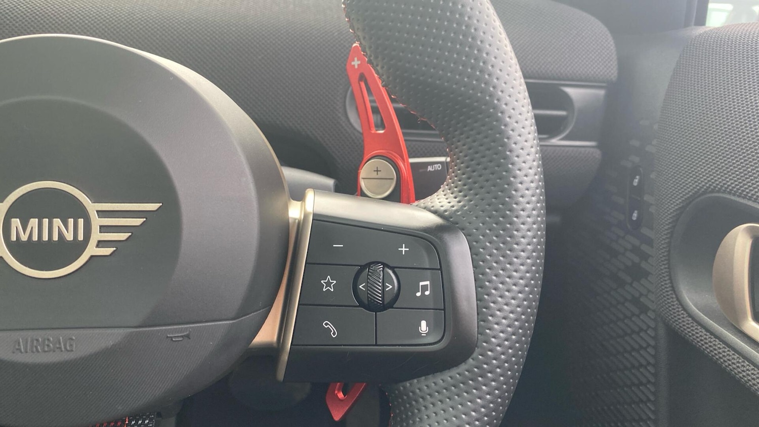 Used MINI Cooper 2024 for sale - 77396641: Photo 18
