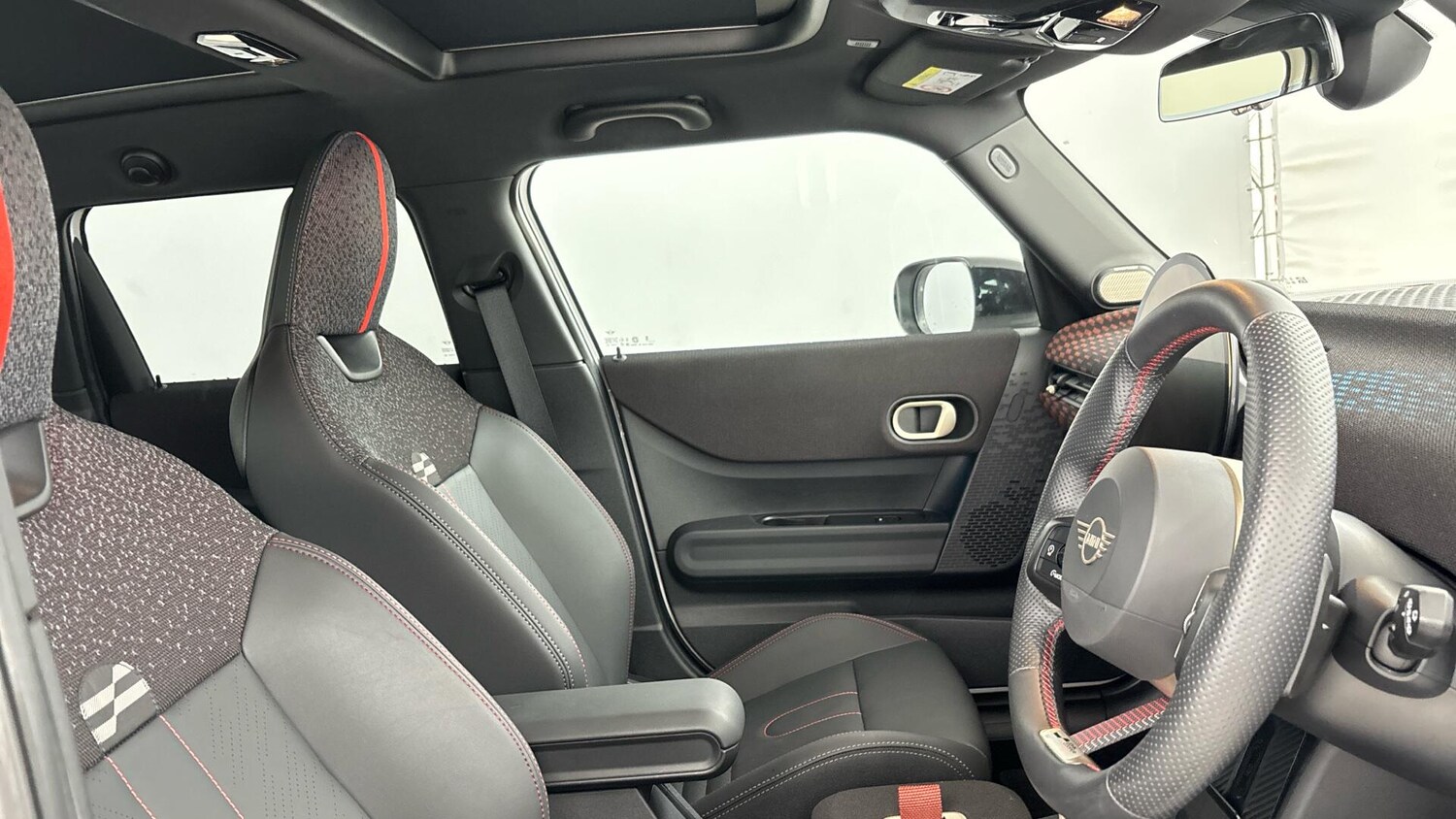 Used MINI Cooper 2025 for sale - 76760048: Photo 11