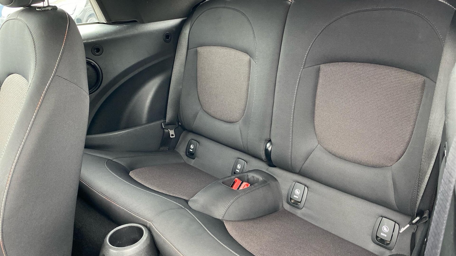 Used MINI Convertible 2018 for sale - 77670485: Photo 12