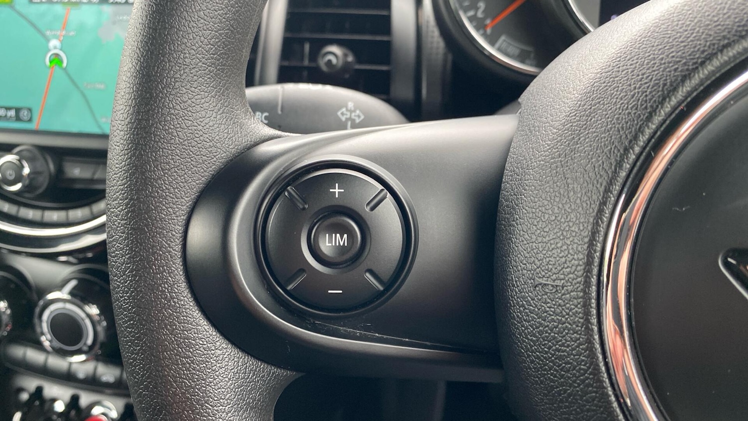 Used MINI Convertible 2018 for sale - 77670485: Photo 17