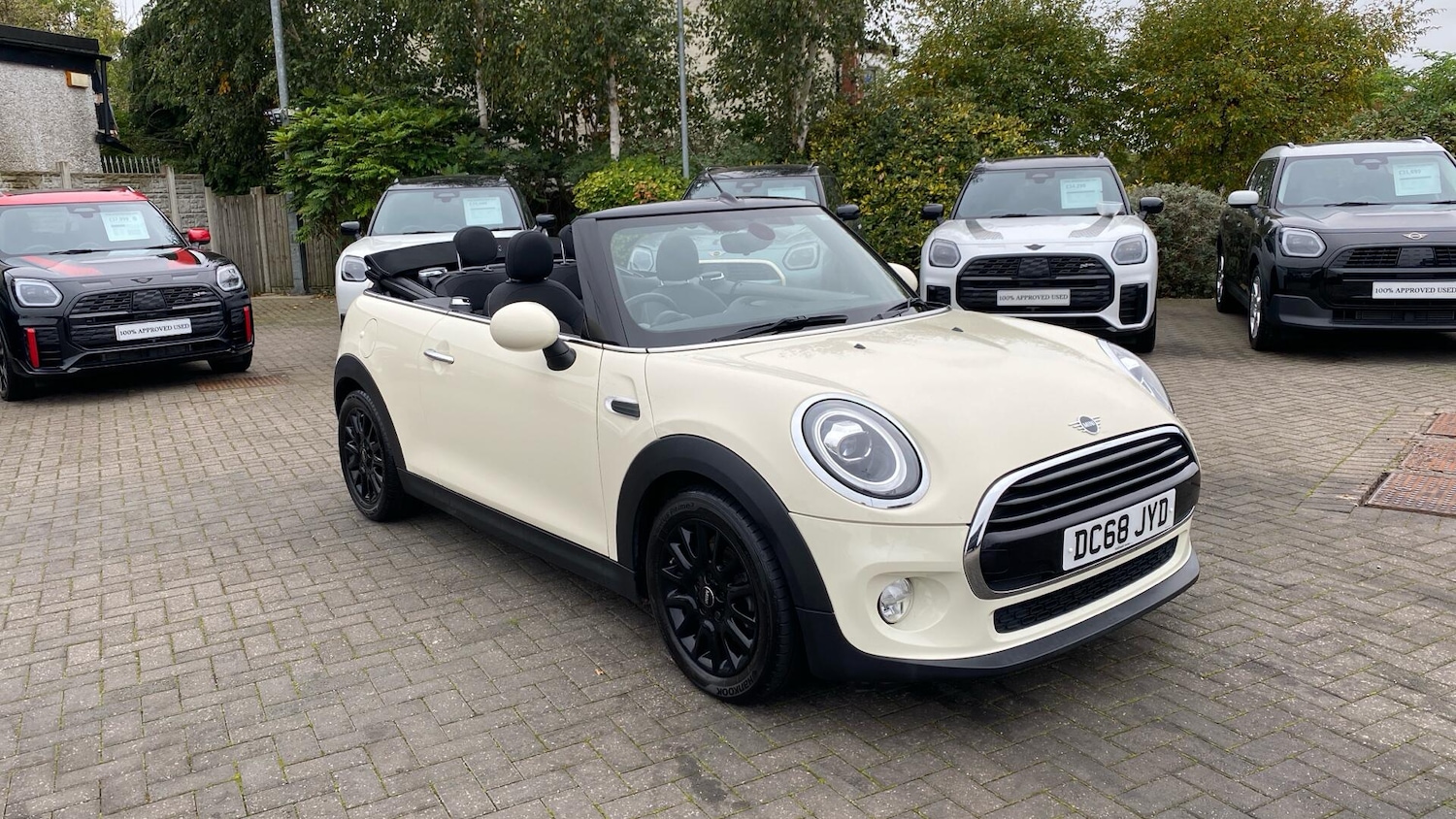 Used MINI Convertible 2018 for sale - 77670485: Photo 32
