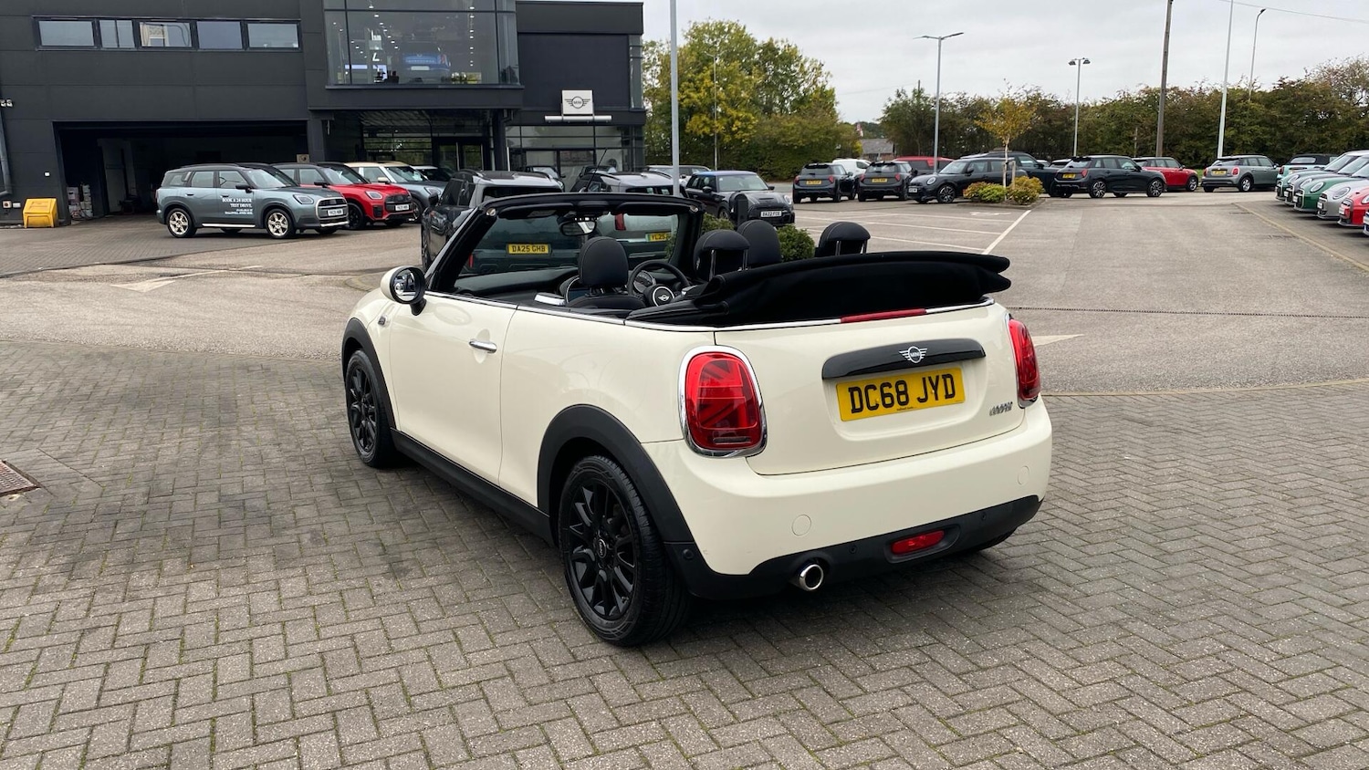 Used MINI Convertible 2018 for sale - 77670485: Photo 34