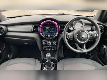 Used MINI Convertible 2018 for sale - 77670485: Photo