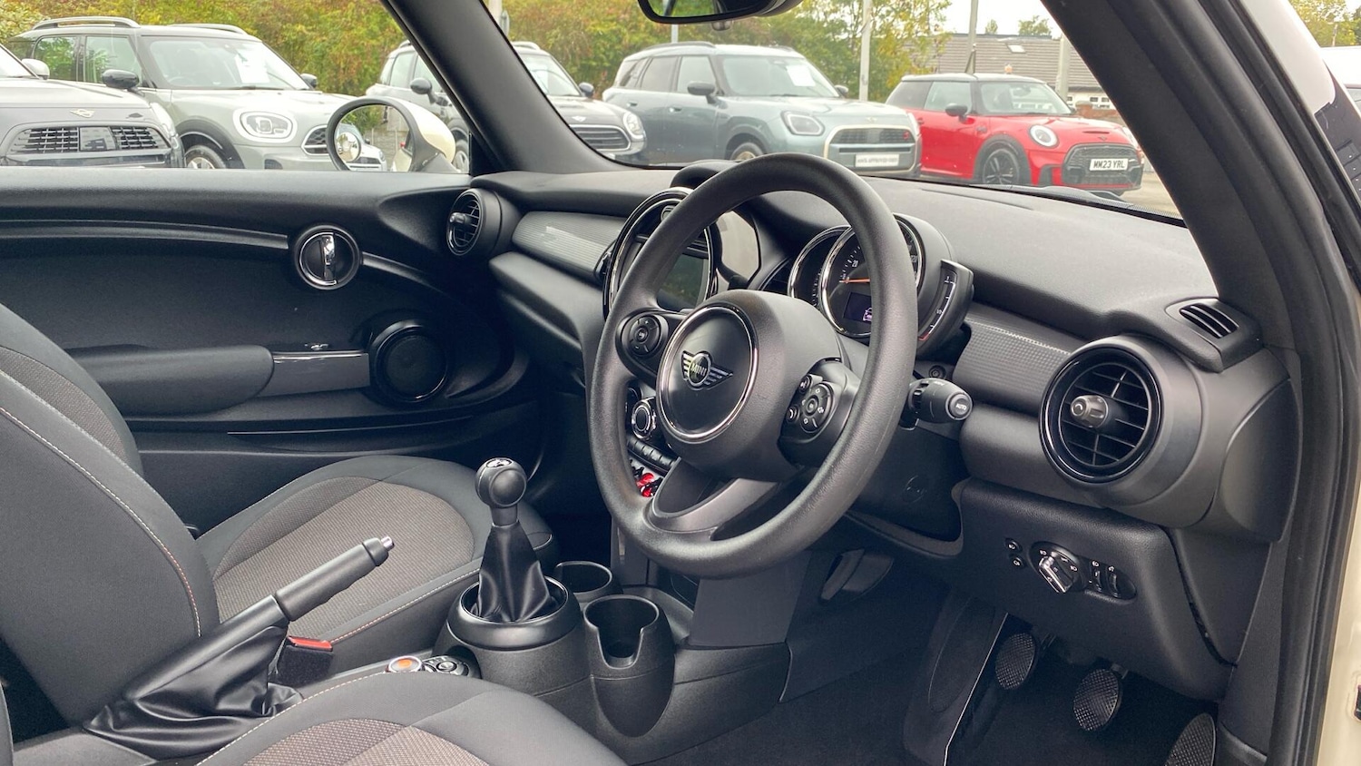 Used MINI Convertible 2018 for sale - 77670485: Photo 6