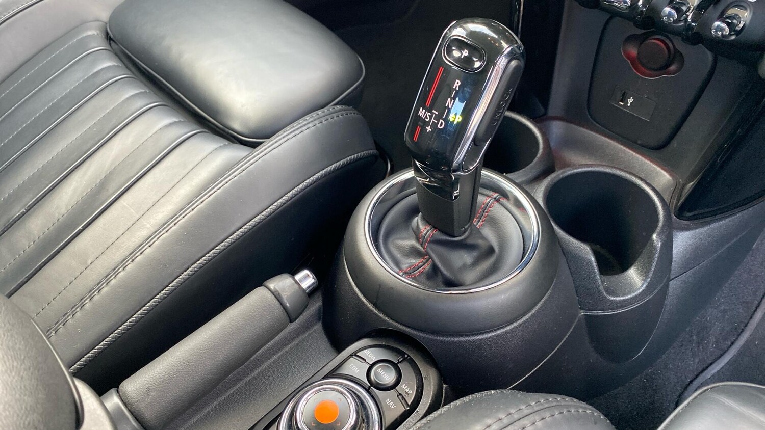 Used MINI Hatch 2020 for sale - 76800927: Photo 10