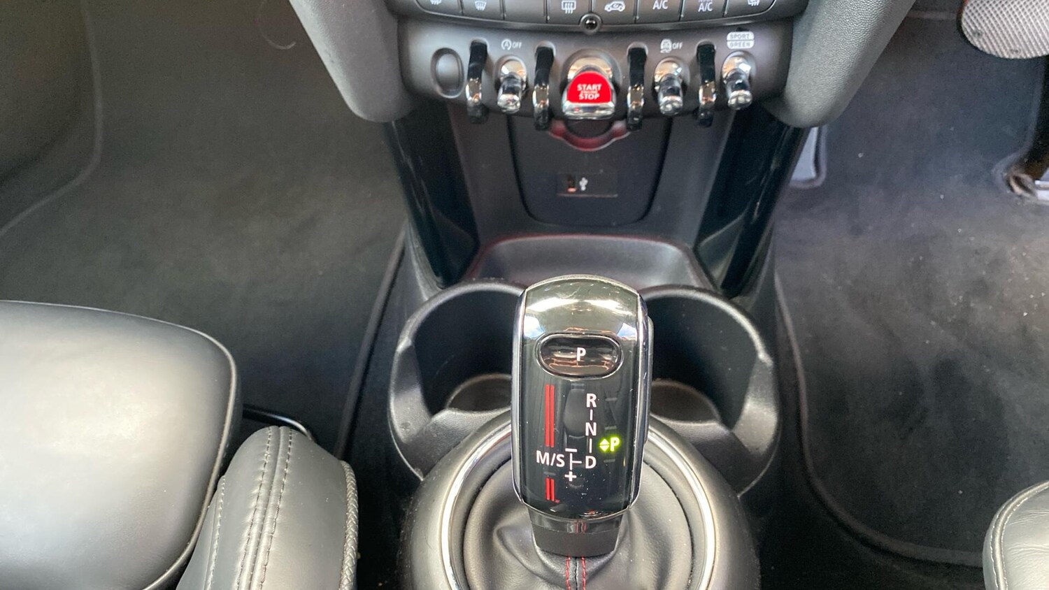 Used MINI Hatch 2020 for sale - 76800927: Photo 32