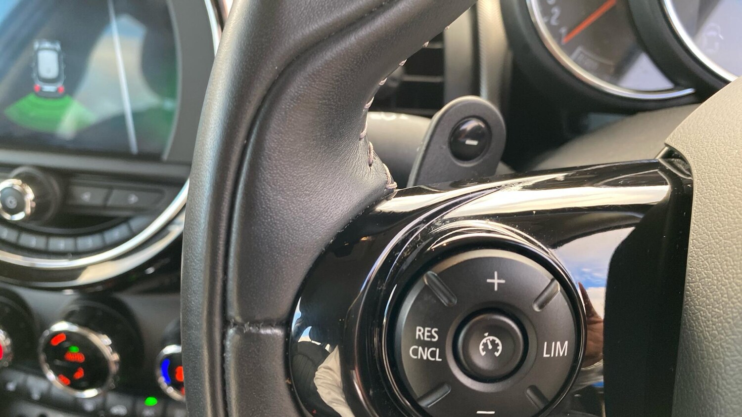 Used MINI Hatch 2020 for sale - 76800927: Photo 33