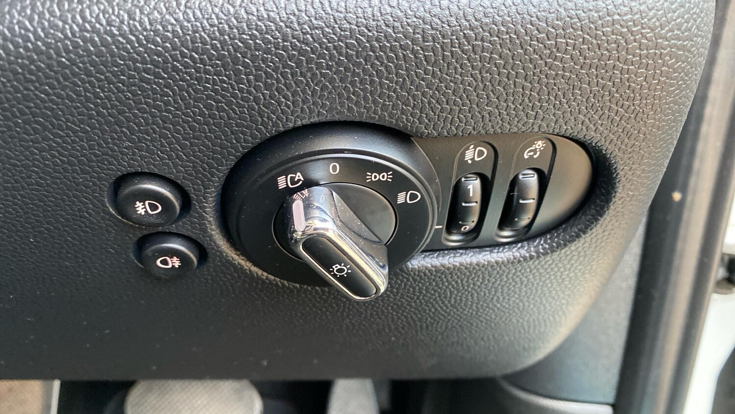 Used MINI Hatch 2020 for sale - 76800927: Photo 36