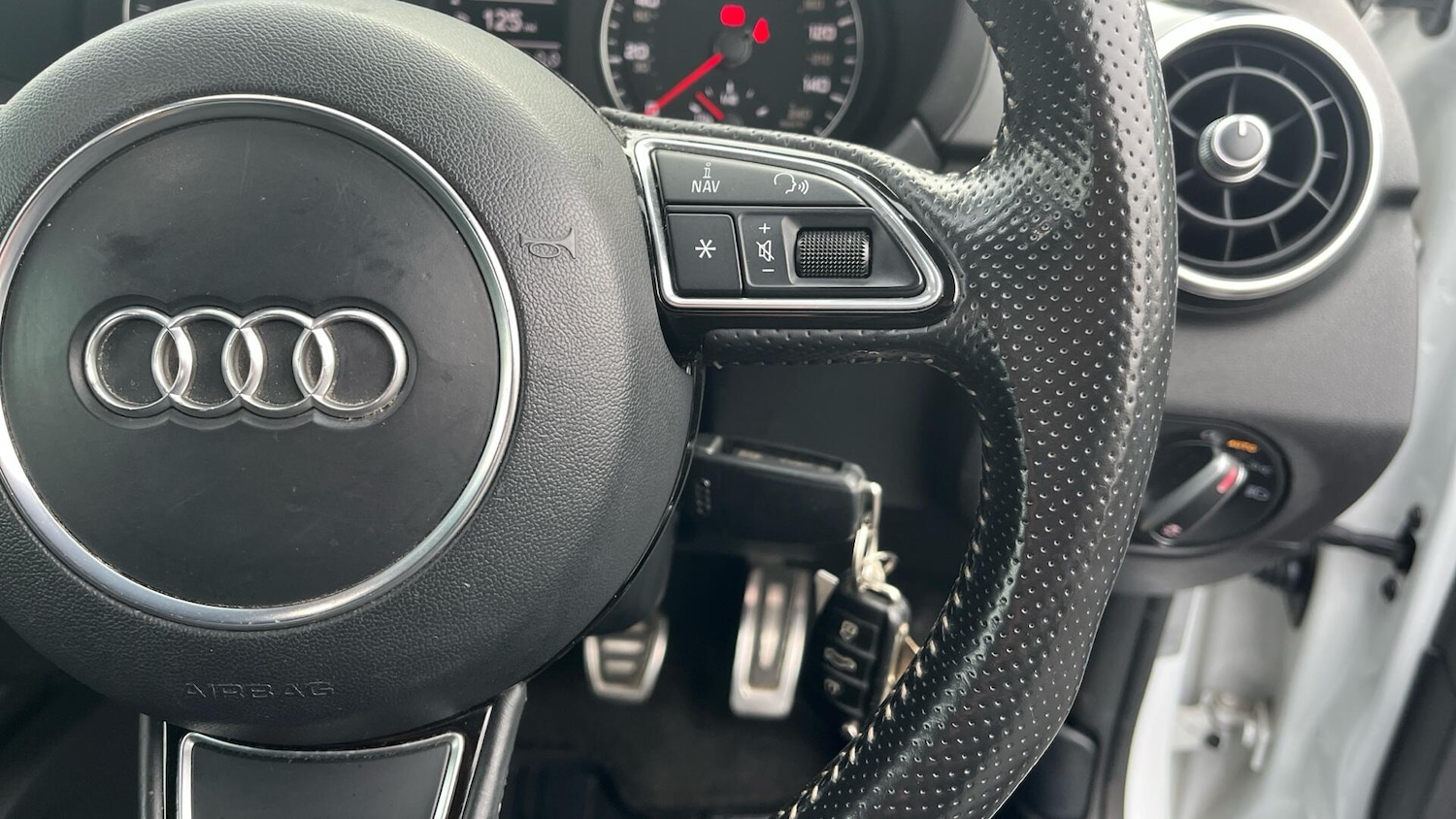 Used Audi A1 2017 for sale - 77611458: Photo 18