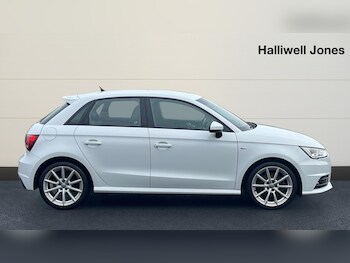 Used Audi A1 2017 for sale - 77611458: Photo