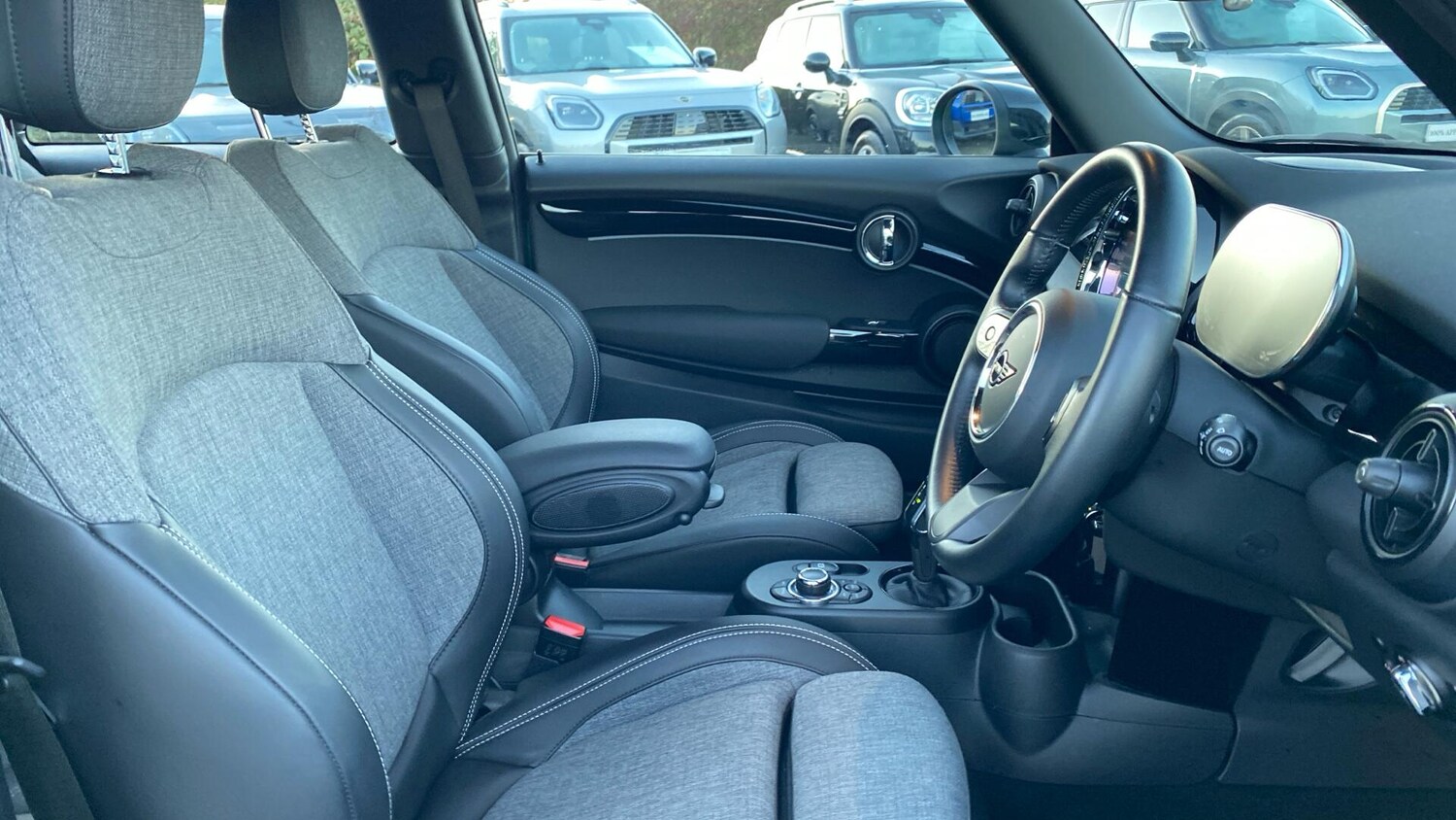 Used MINI Hatch 2022 for sale - 76760156: Photo 11