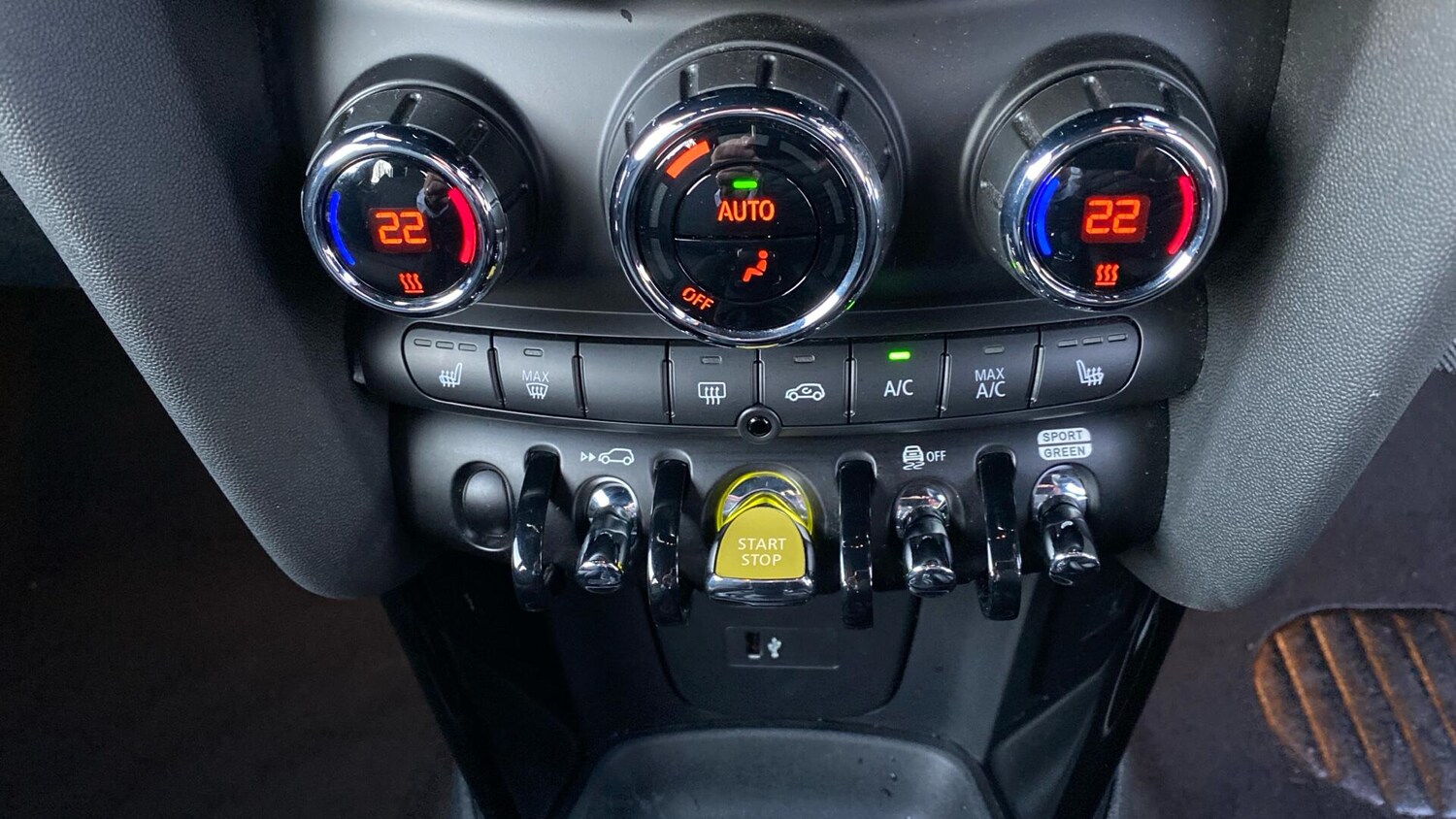 Used MINI Hatch 2022 for sale - 76760156: Photo 27