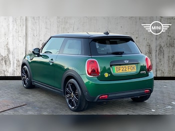 Used MINI Hatch 2022 for sale - 76760156: Photo