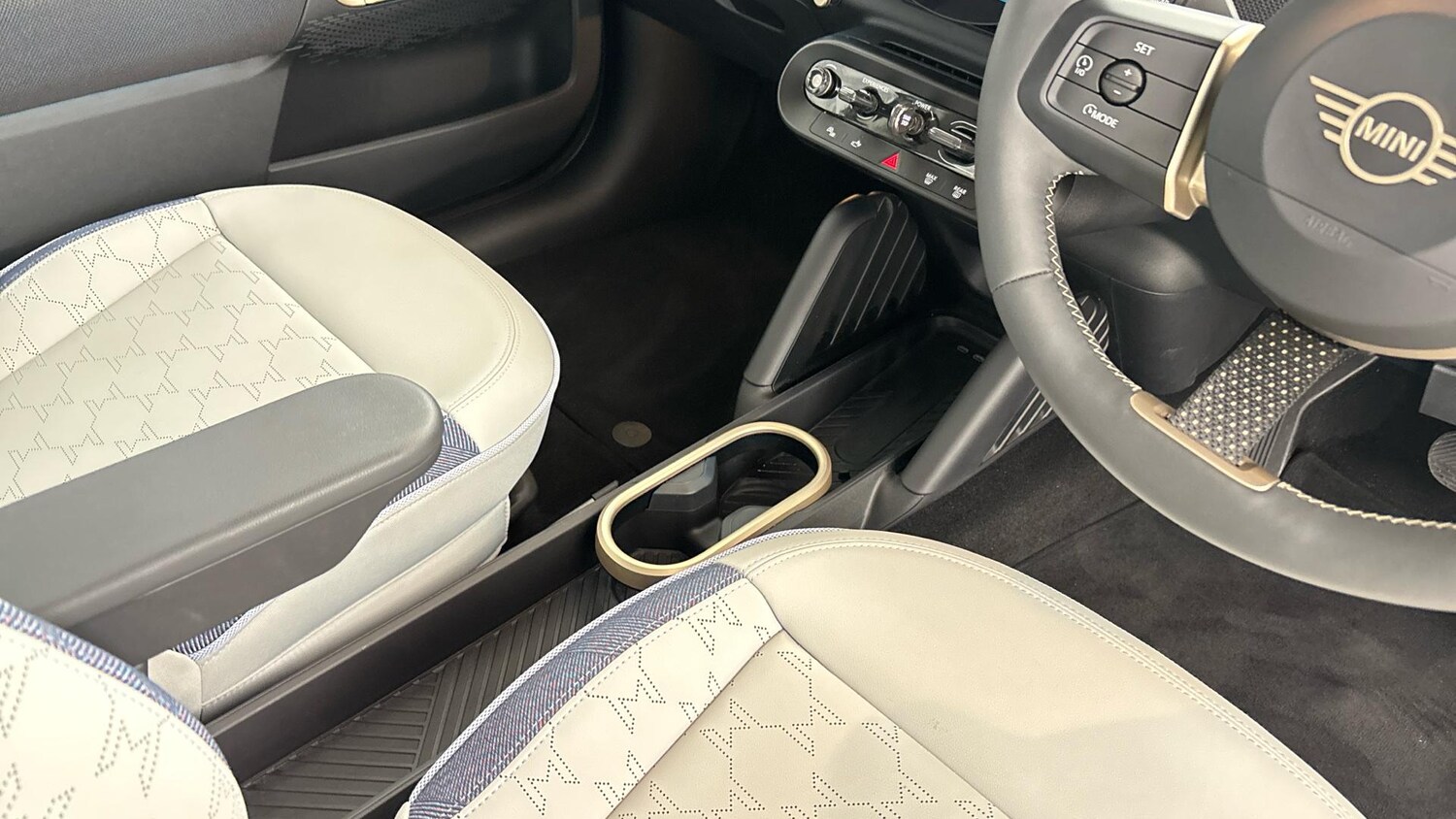 Used MINI Cooper 2024 for sale - 76802265: Photo 10