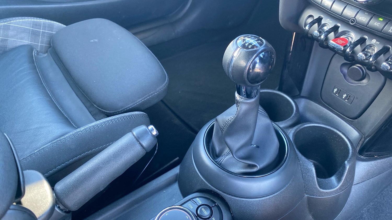 Used MINI Convertible 2018 for sale - 76839924: Photo 10