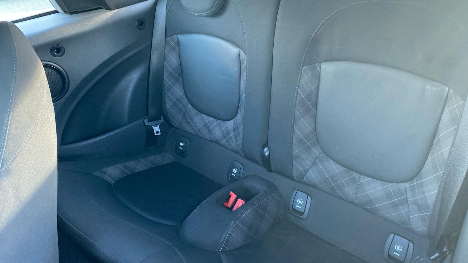 Used MINI Convertible 2018 for sale - 76839924: Photo 12