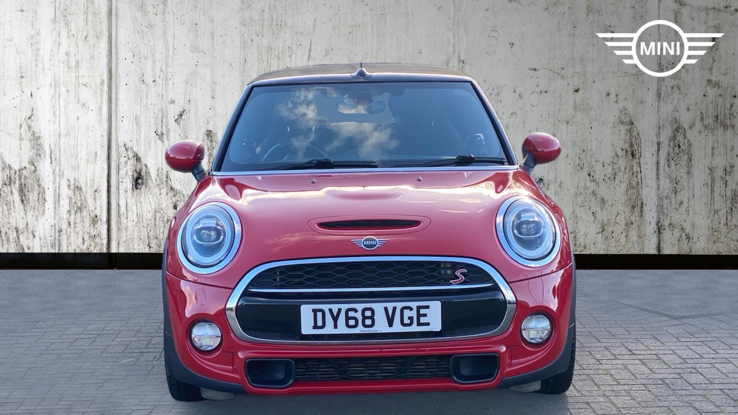 Used MINI Convertible 2018 for sale - 76839924: Photo 16