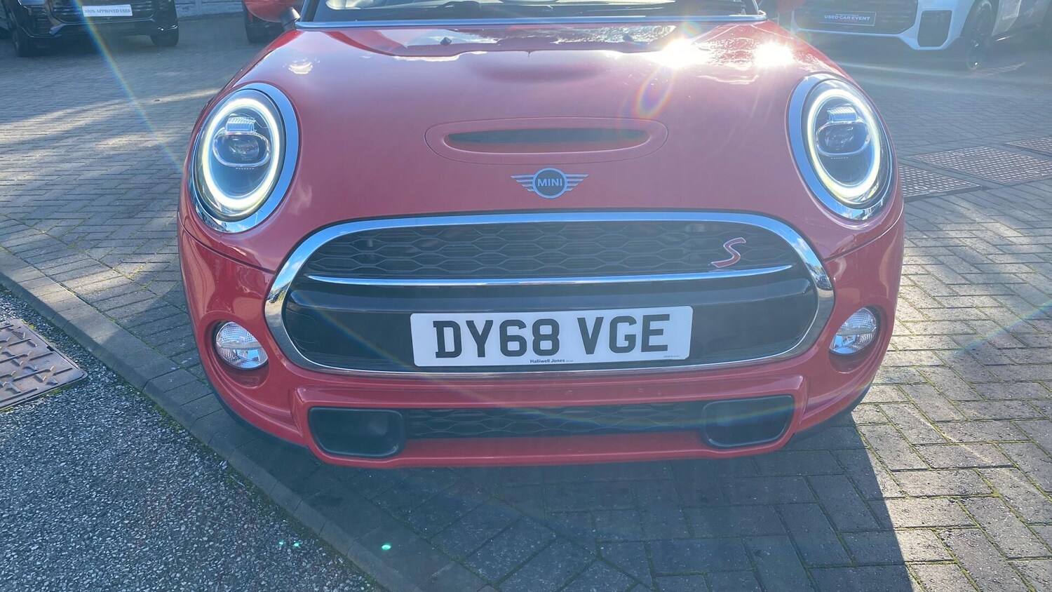 Used MINI Convertible 2018 for sale - 76839924: Photo 44