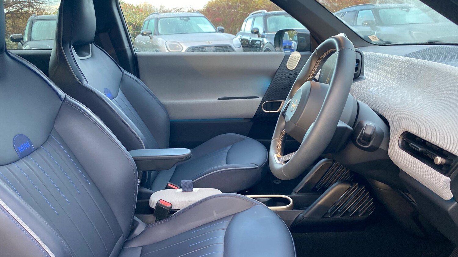 Used MINI Cooper 2024 for sale - 77496976: Photo 11