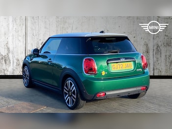 Used MINI Hatch 2022 for sale - 76760296: Photo