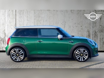 Used MINI Hatch 2022 for sale - 76760296: Photo