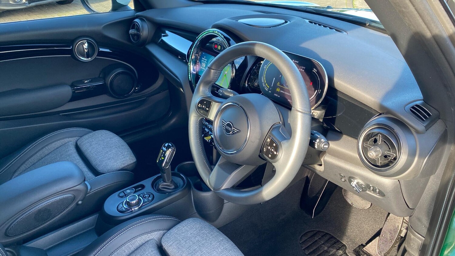 Used MINI Hatch 2022 for sale - 76760296: Photo 6