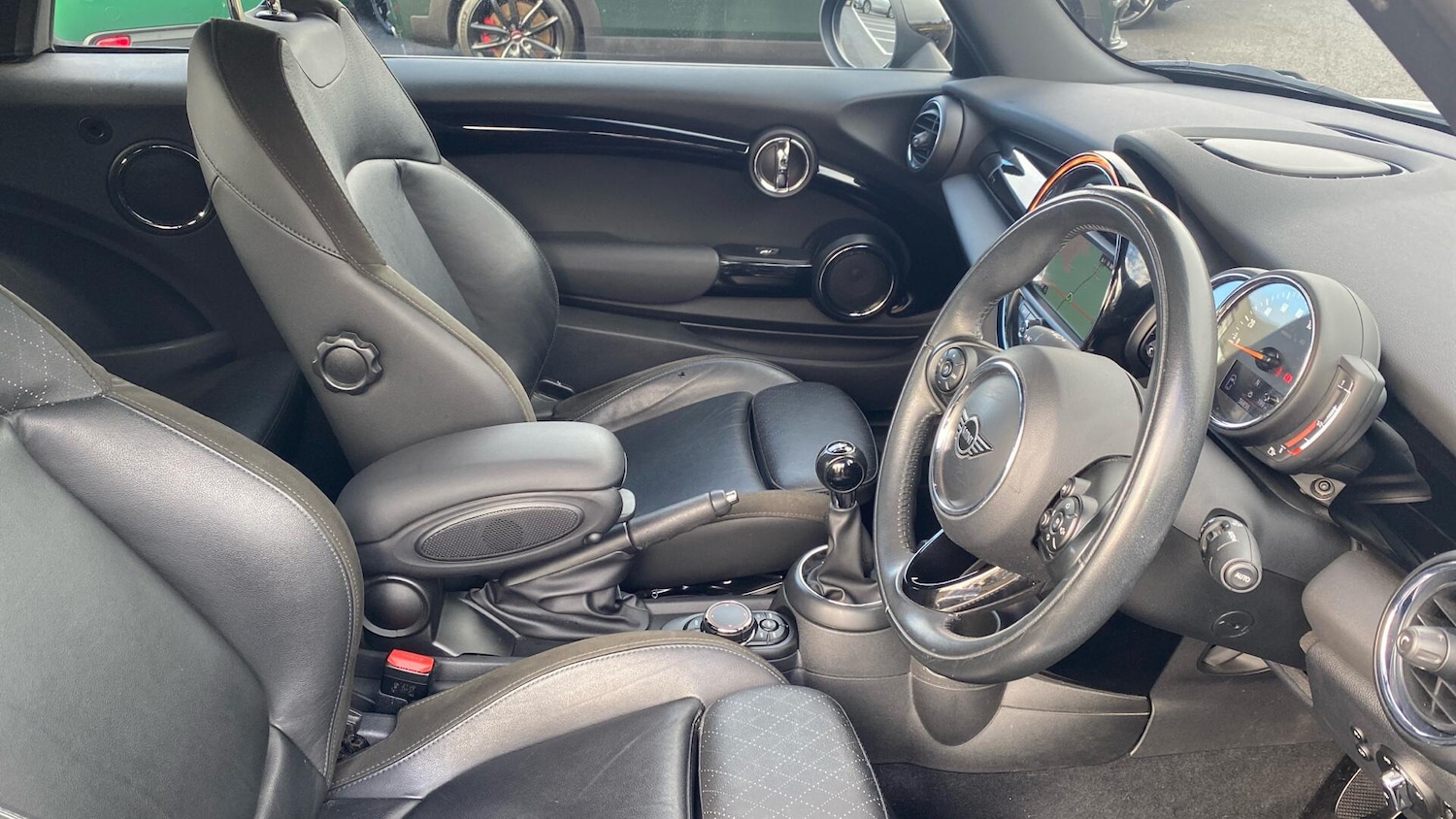 Used MINI Convertible 2018 for sale - 78062901: Photo 11