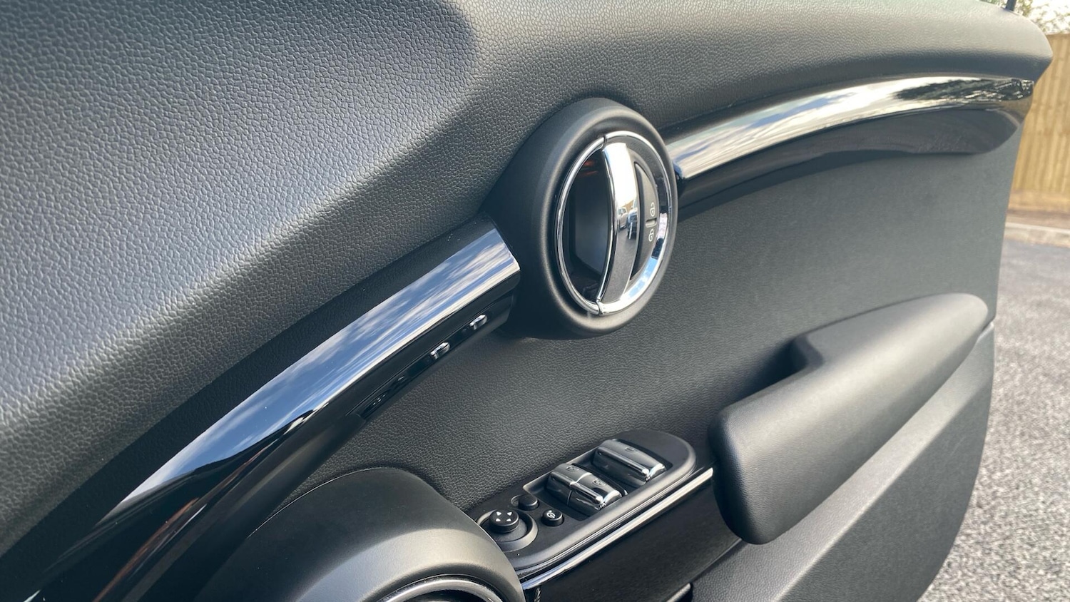 Used MINI Convertible 2018 for sale - 78062901: Photo 20