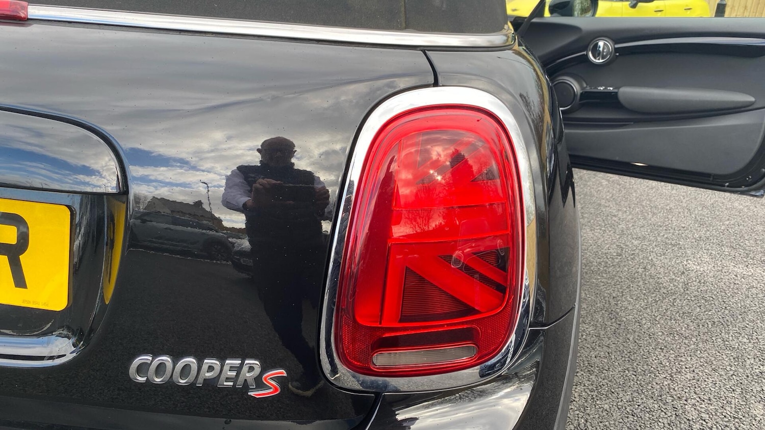 Used MINI Convertible 2018 for sale - 78062901: Photo 22