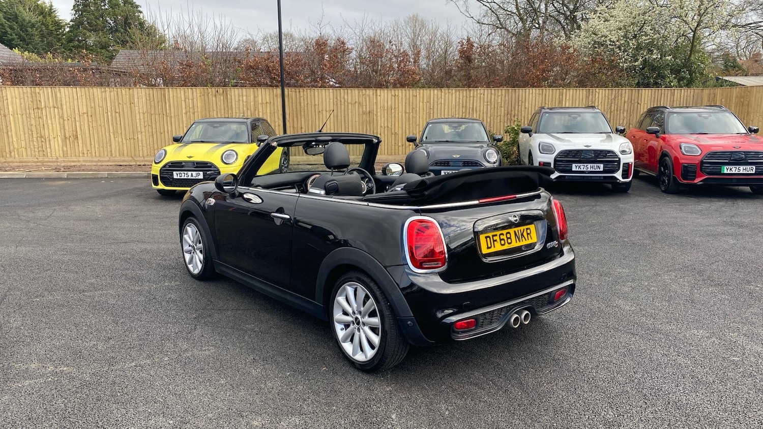 Used MINI Convertible 2018 for sale - 78062901: Photo 26
