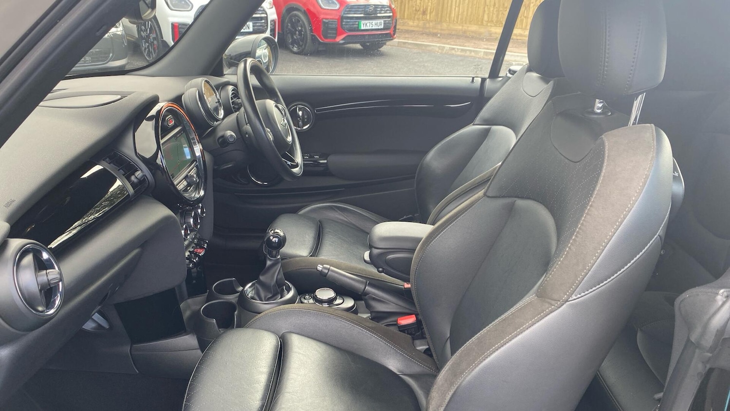 Used MINI Convertible 2018 for sale - 78062901: Photo 27