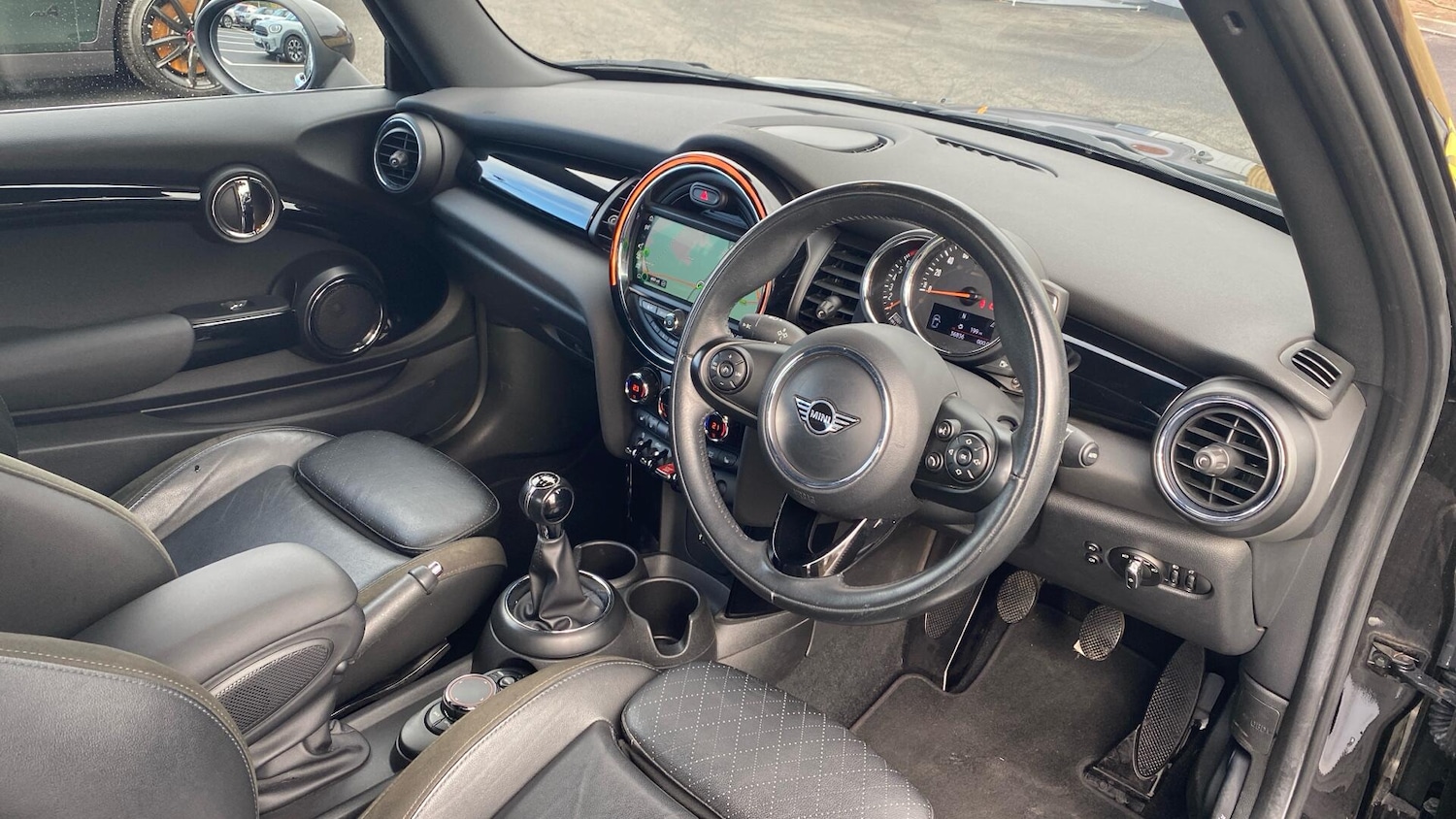 Used MINI Convertible 2018 for sale - 78062901: Photo 6