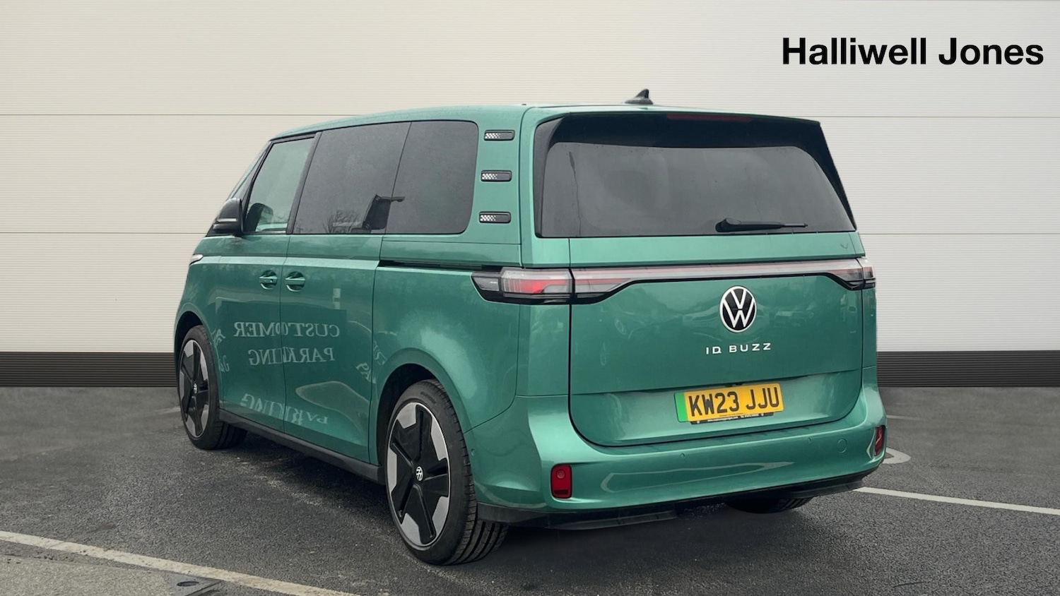 Used Volkswagen ID.Buzz for sale - 77825079: Photo 2