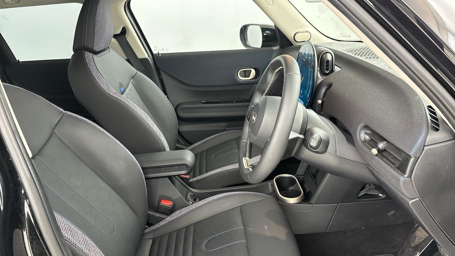 Used MINI Cooper 2025 for sale - 76760133: Photo 11