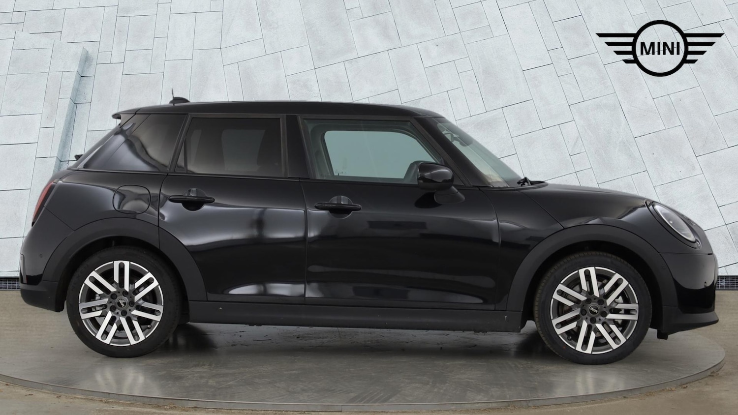 Used MINI Cooper 2025 for sale - 76760133: Photo 3