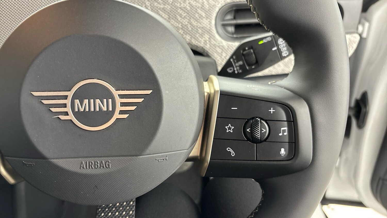 Used MINI Hatch 2025 for sale - 76760115: Photo 18