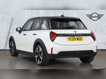 Used MINI Cooper 2025 for sale - 76760115: Photo