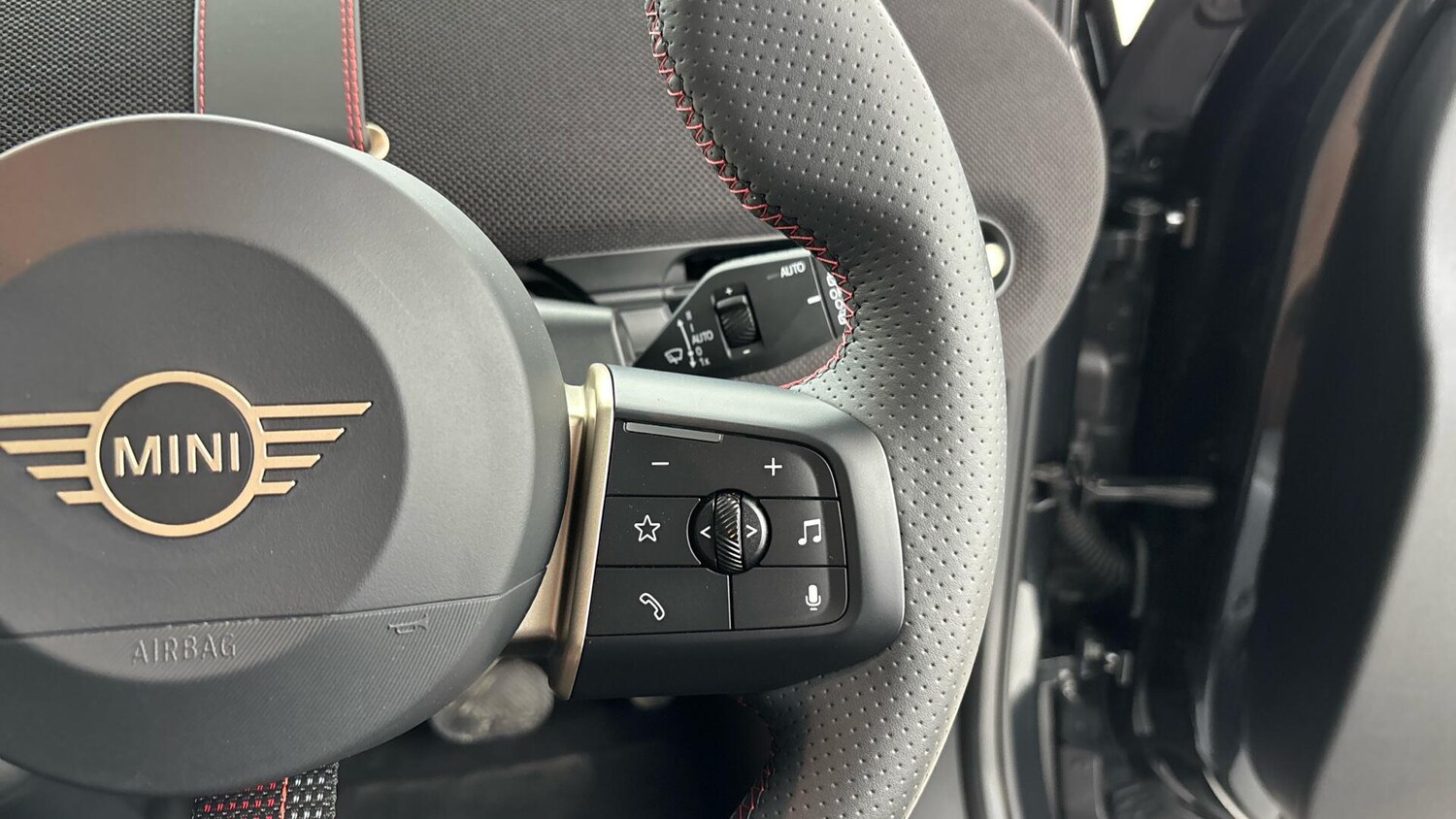 Used MINI Aceman 2024 for sale - 76760081: Photo 18