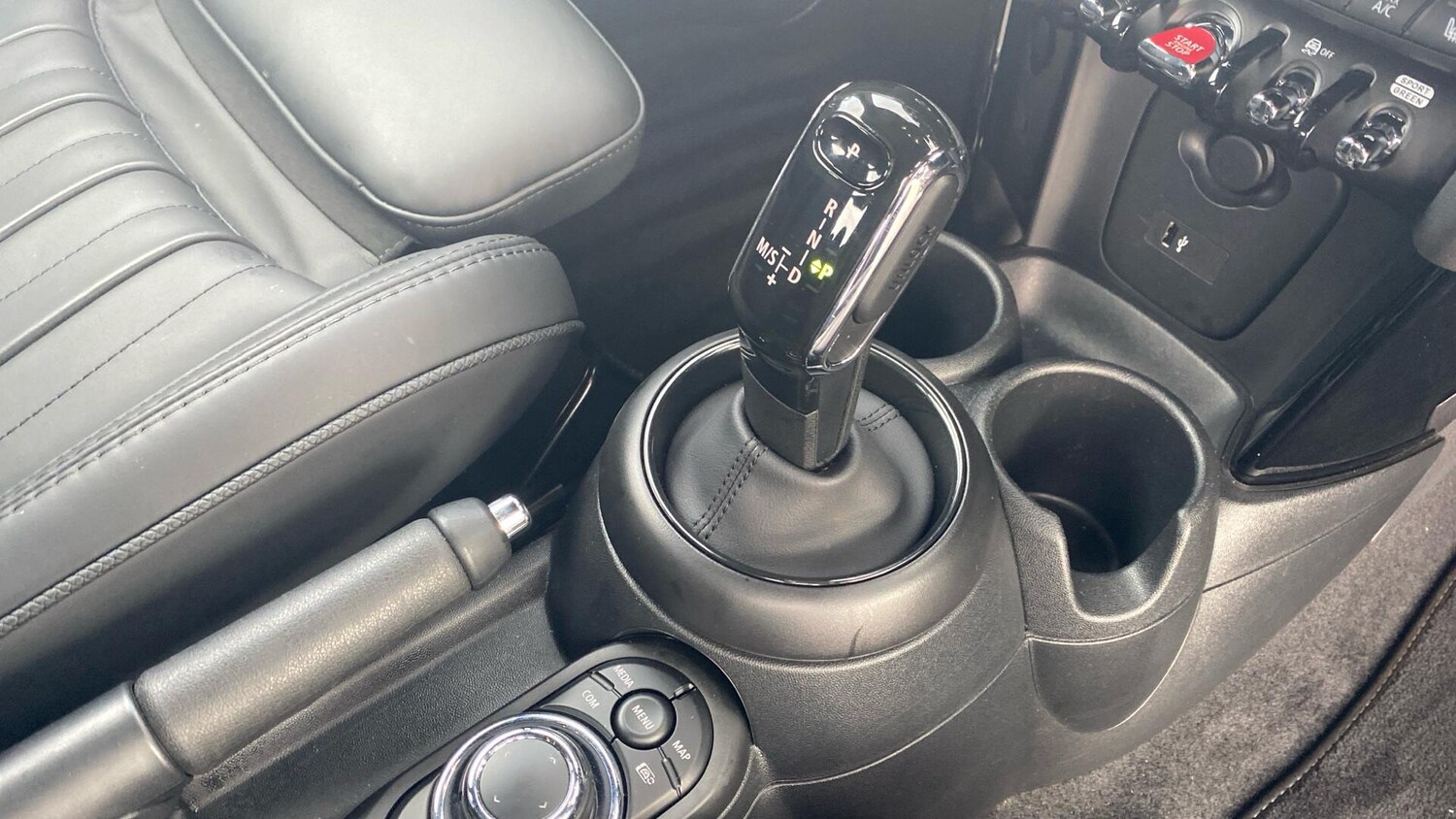 Used MINI Hatch 2023 for sale - 77670379: Photo 10