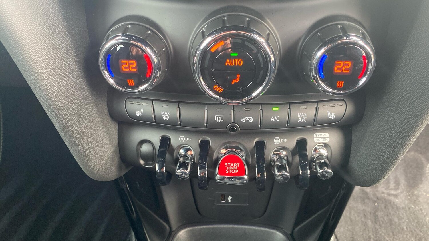 Used MINI Hatch 2023 for sale - 77670379: Photo 29