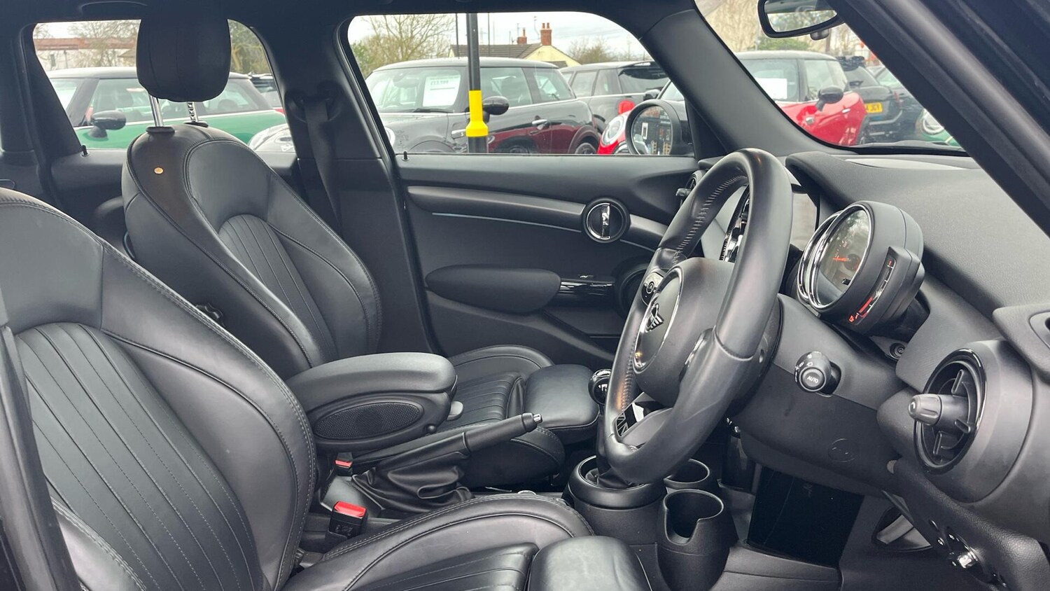 Used MINI Hatch 2022 for sale - 77266842: Photo 11