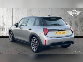 Used MINI Cooper 2024 for sale - 76976797: Photo