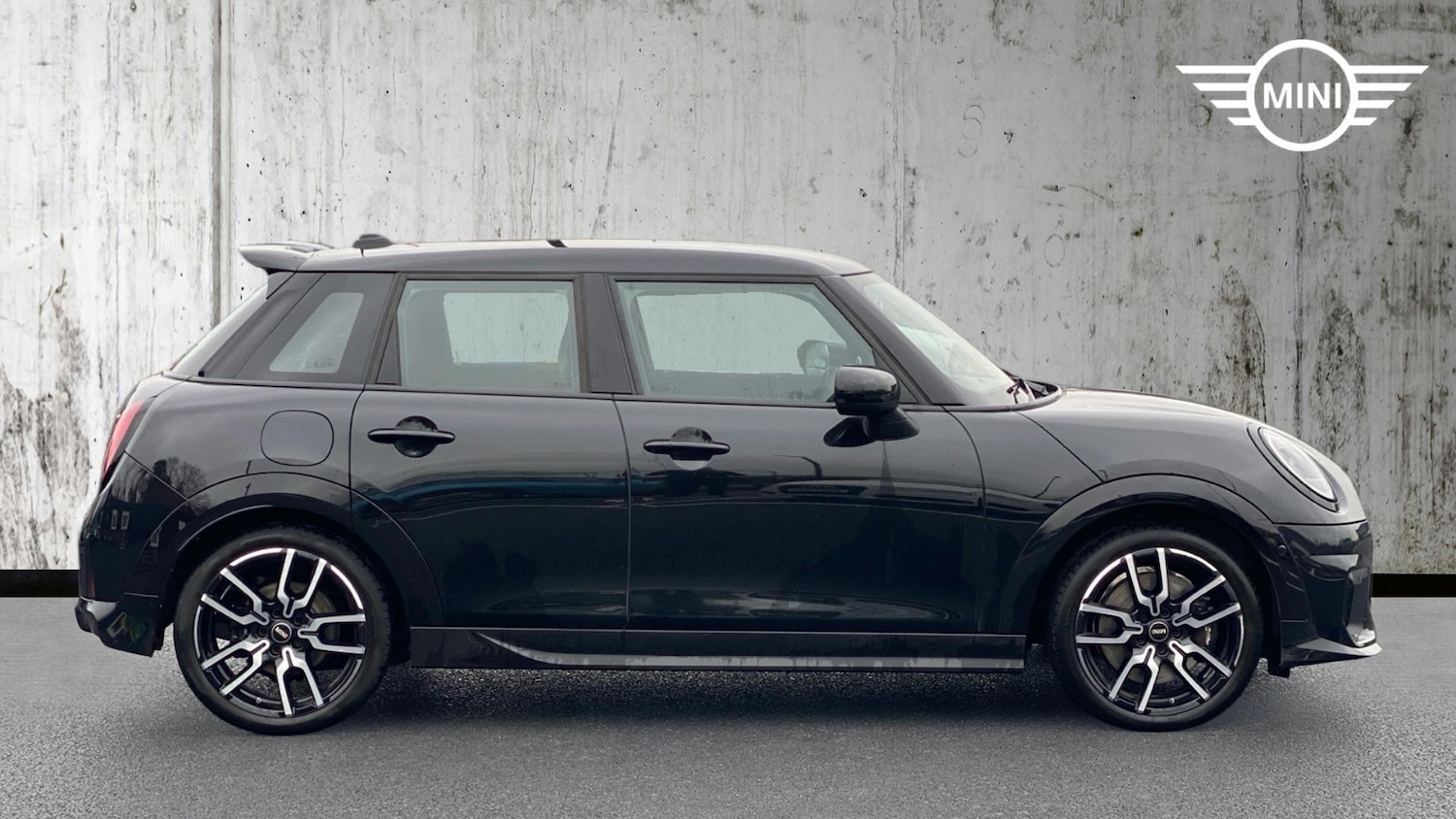 Used MINI Cooper 2025 for sale - 77396277: Photo 3