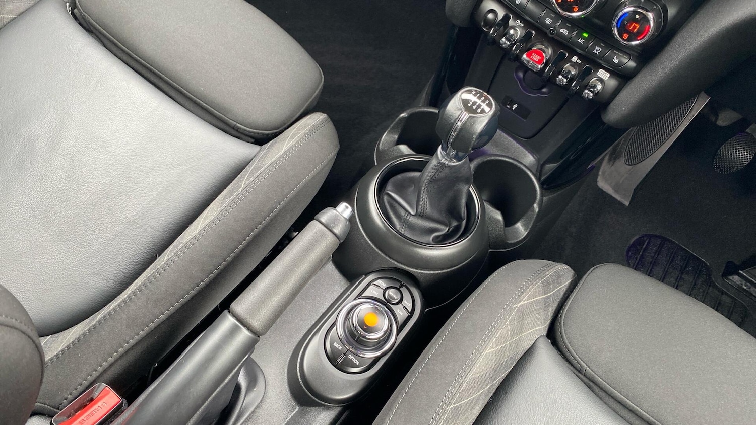 Used MINI Hatch 2018 for sale - 76760253: Photo 10